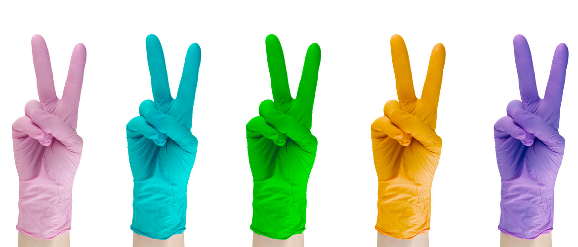 Медицинские перчатки разноцветные